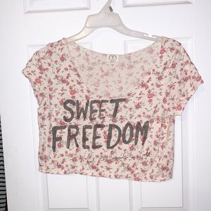 American eagle crop top
